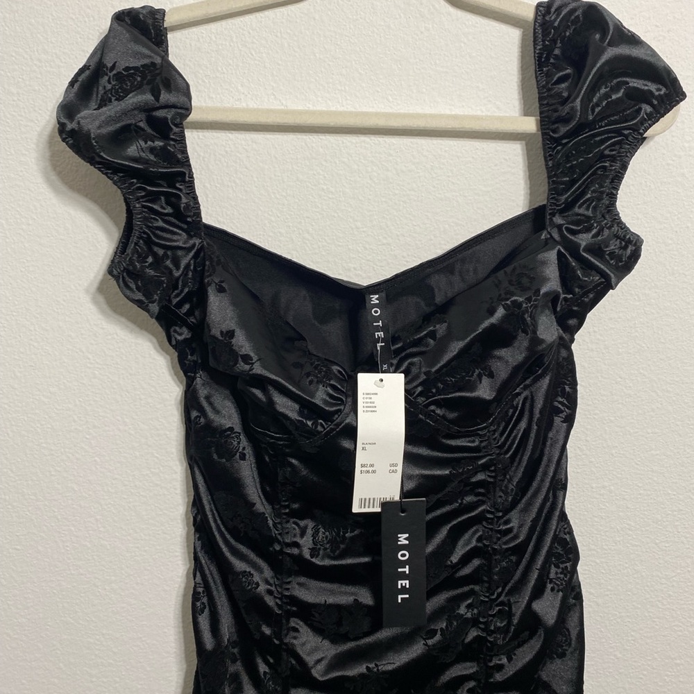 MOTEL SINORA VELVET DRESS - Picture 6 of 12